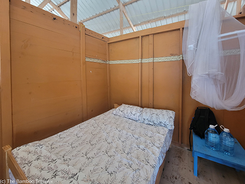 a bed in a room at Yani Island in San Blas